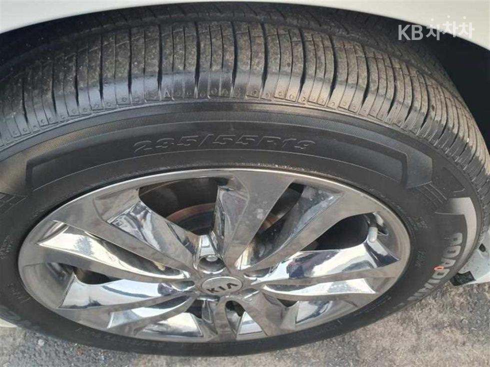 2018 - kia carnival