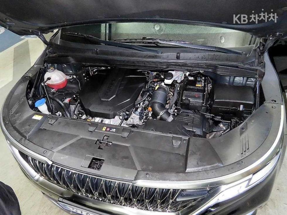 2023 - kia carnival