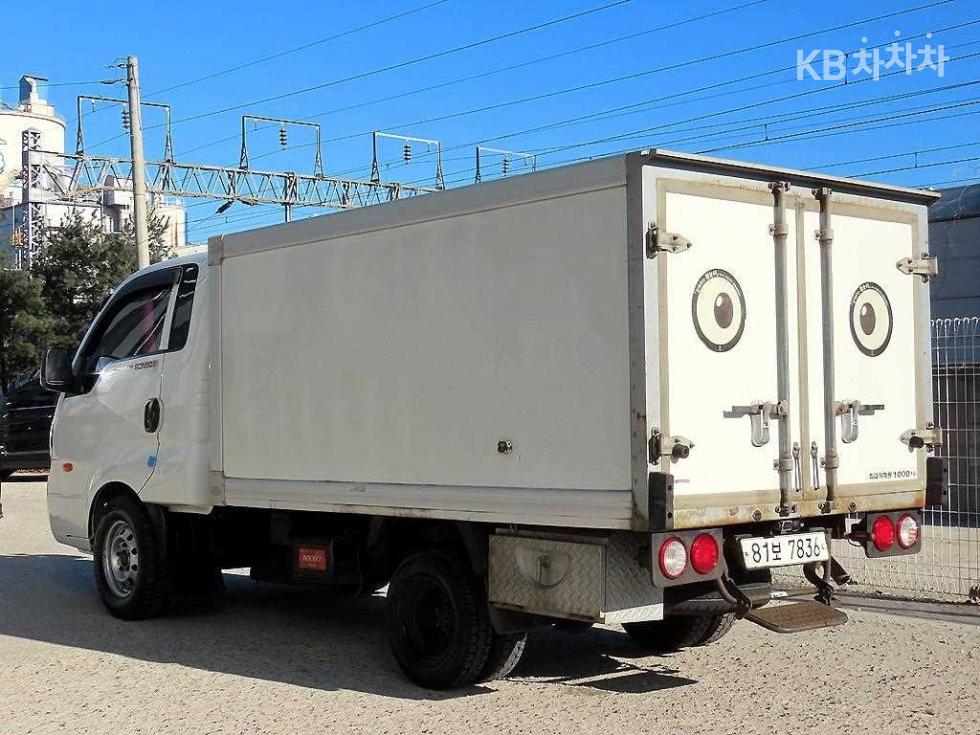2016 - kia bongo iii