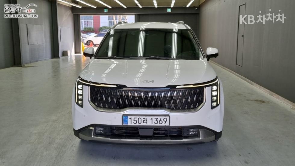 2025 - kia carnival