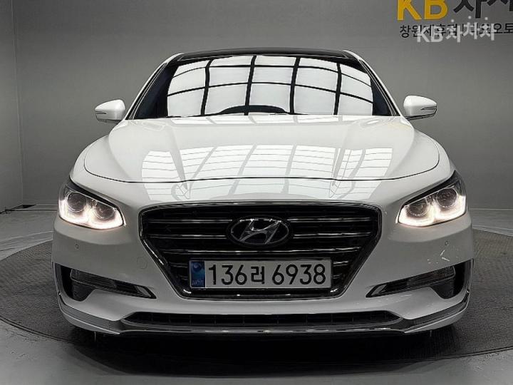 Hyundai Grandeur IG 3.0 LPi Modern Base Type
