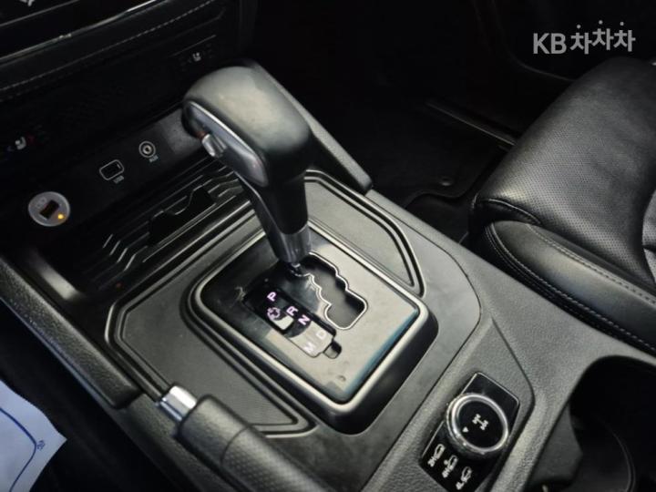 KG Mobility (Ssangyong) Rexton Sport 2.2 4WD Prestige 9