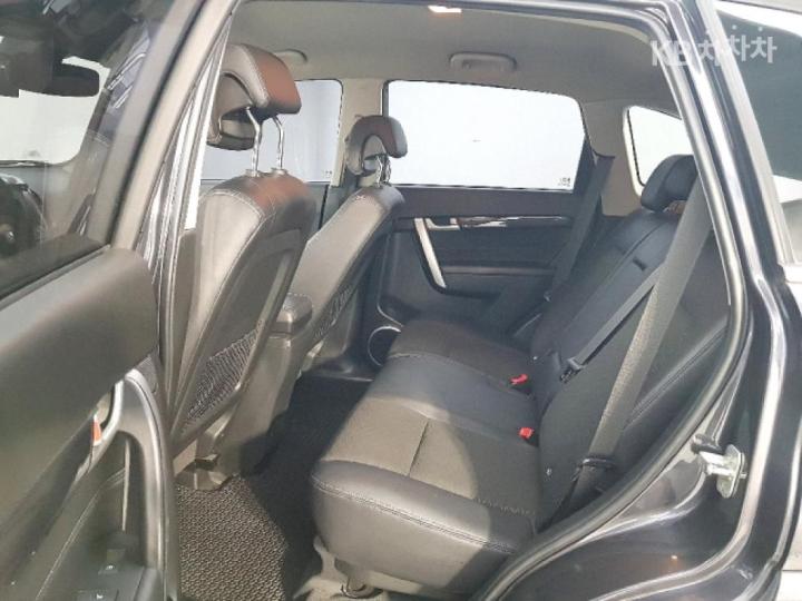 Chevrolet Captiva 2WD LT 10