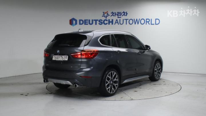 BMW X1 F48 xDrive 20i xLine SE 3