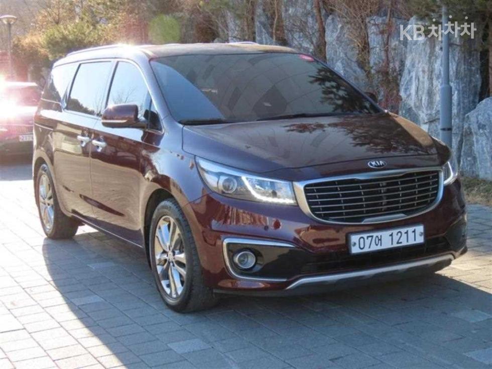 2018 - kia carnival