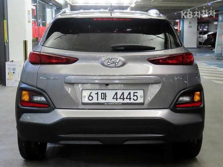 Hyundai Kona 1.6 Turbo Modern Tech 6