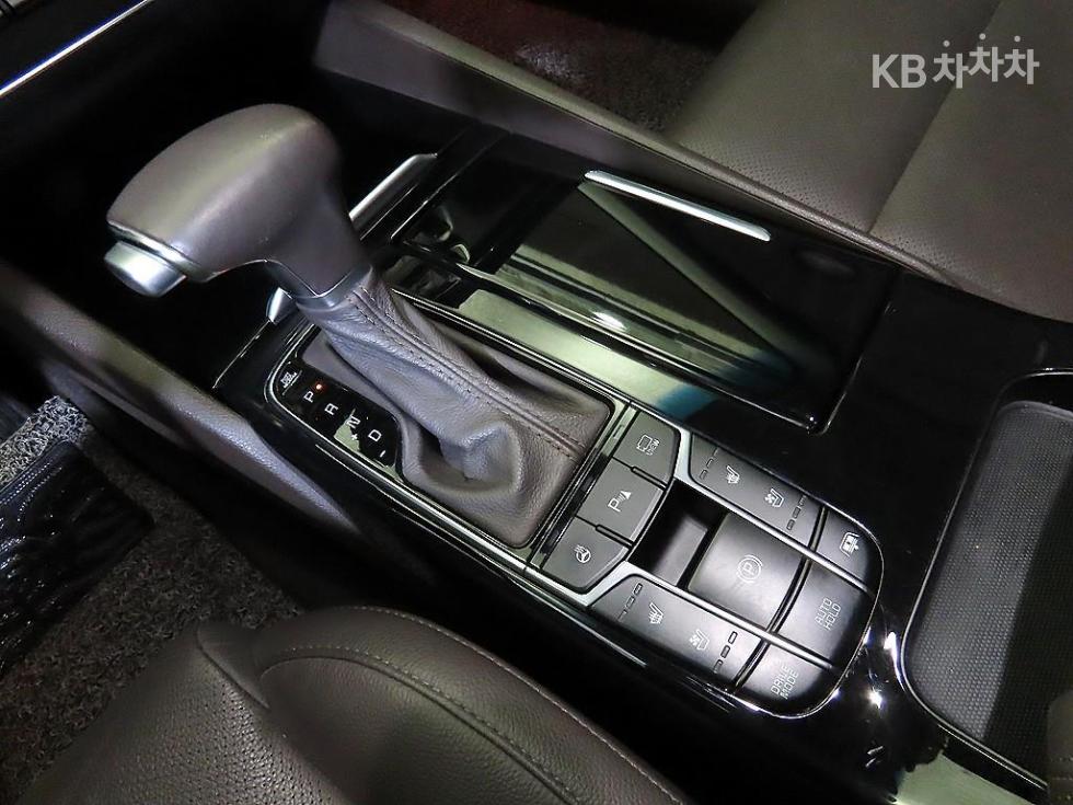 2018 - kia k7