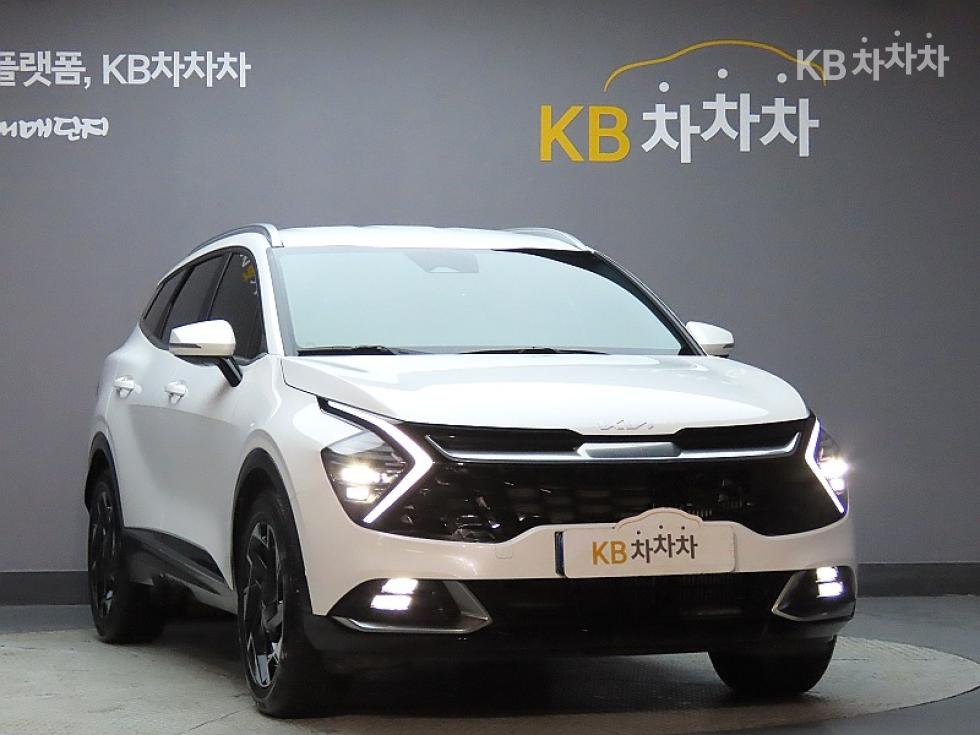 2023 - kia sportage