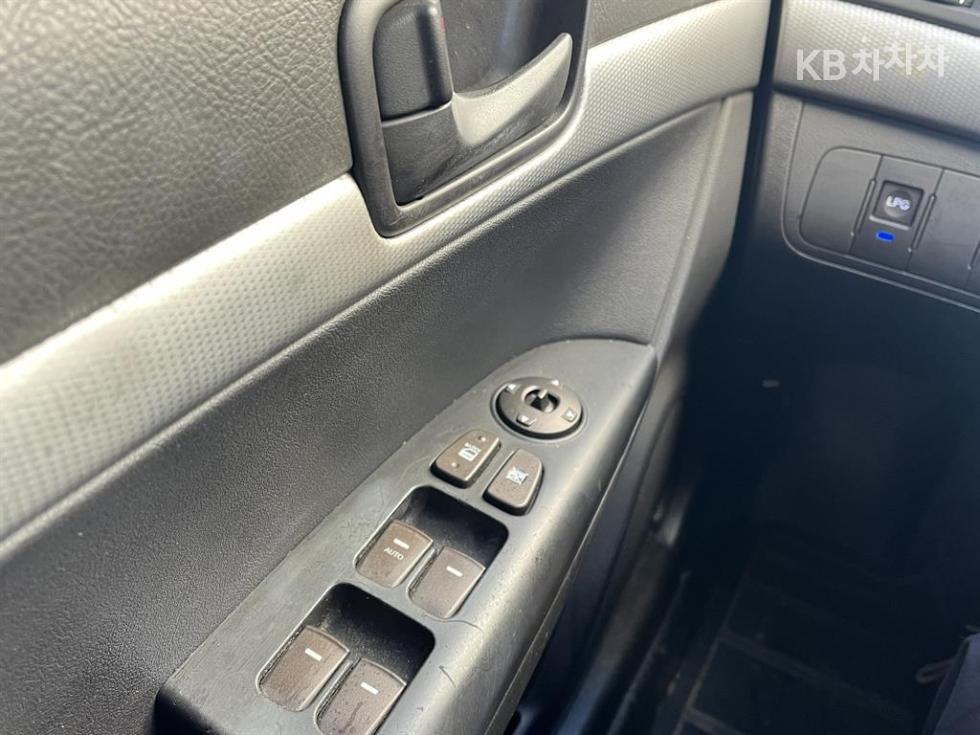 Hyundai Sonata — miniaturë 14