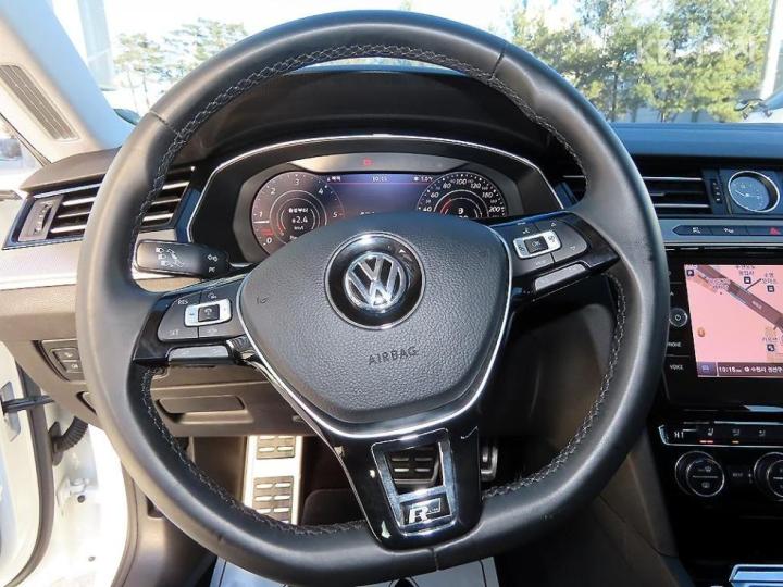 Volkswagen Arteon 2.0 TDI Elegance Prestige 9