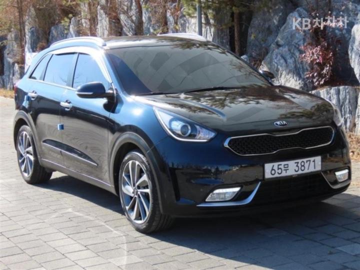 Kia Niro 1.6 Noblesse 3