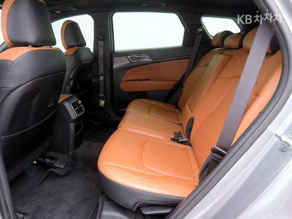 2022 - kia sportage
