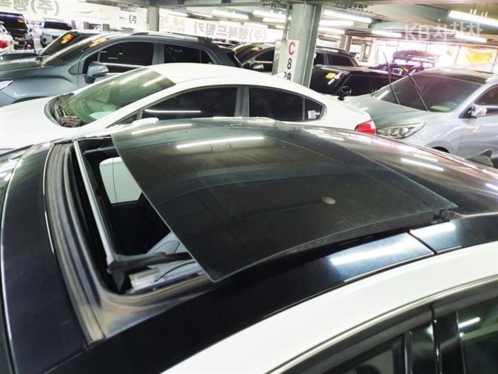 Renault SM5 New Platinum LE 8