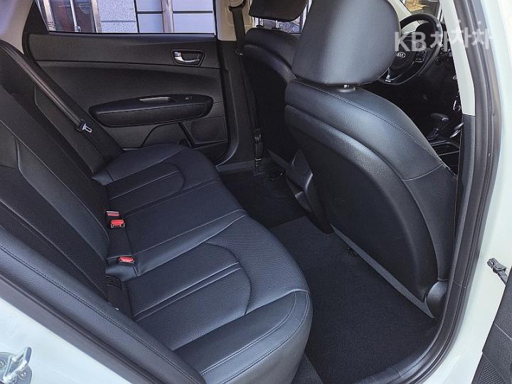 Kia K5 2.0 LPI SX Prestige 10