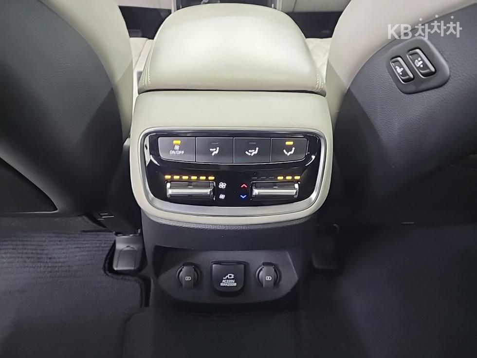 2020 - kia mohave
