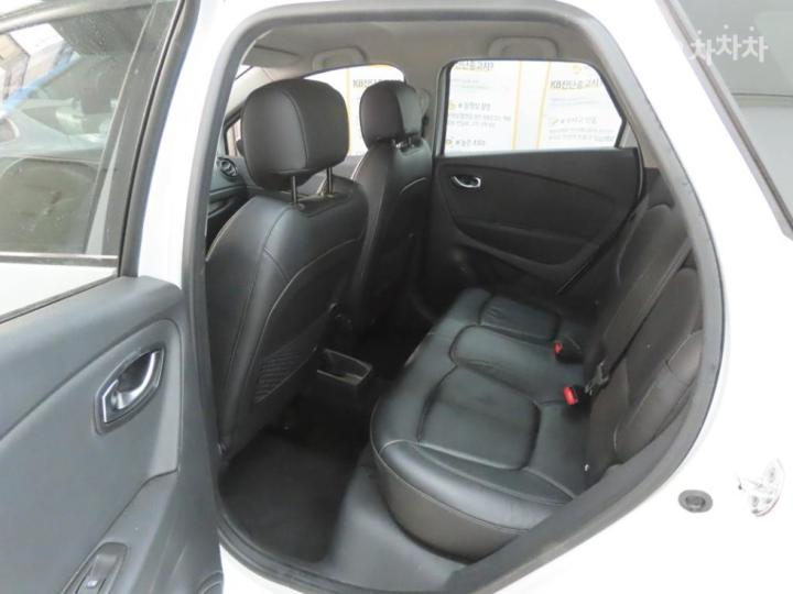 Renault QM3 New RE Base Type 7