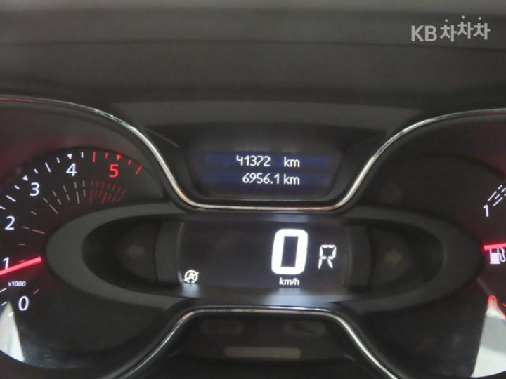 Renault QM3 New RE Base Type 9