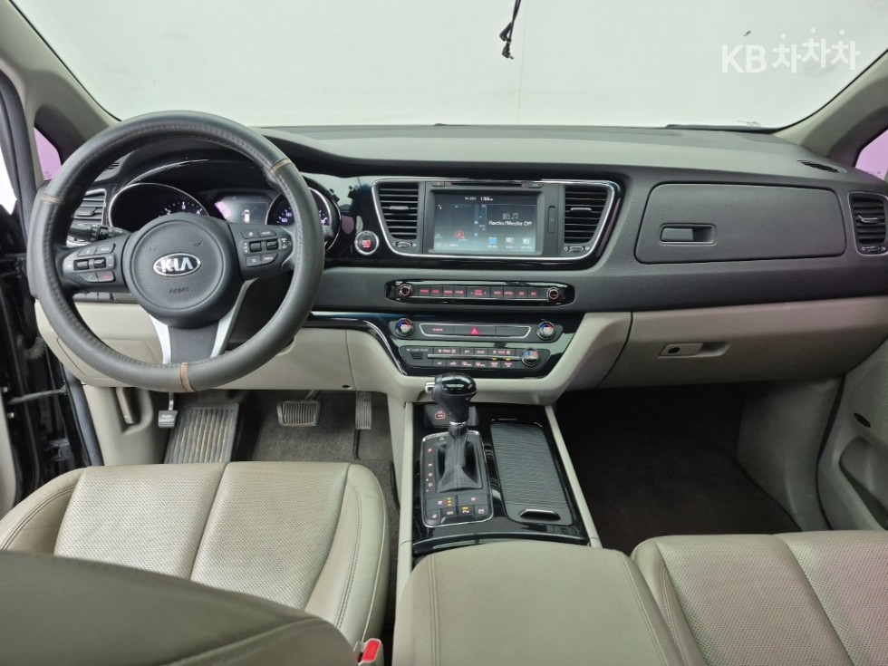 2016 - kia carnival