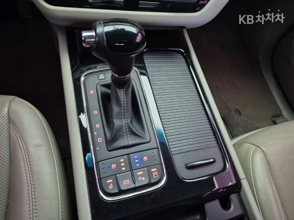 2016 - kia carnival