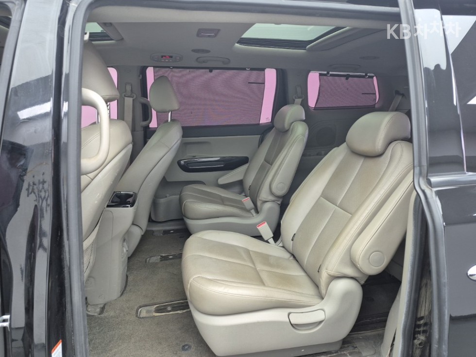 2016 - kia carnival
