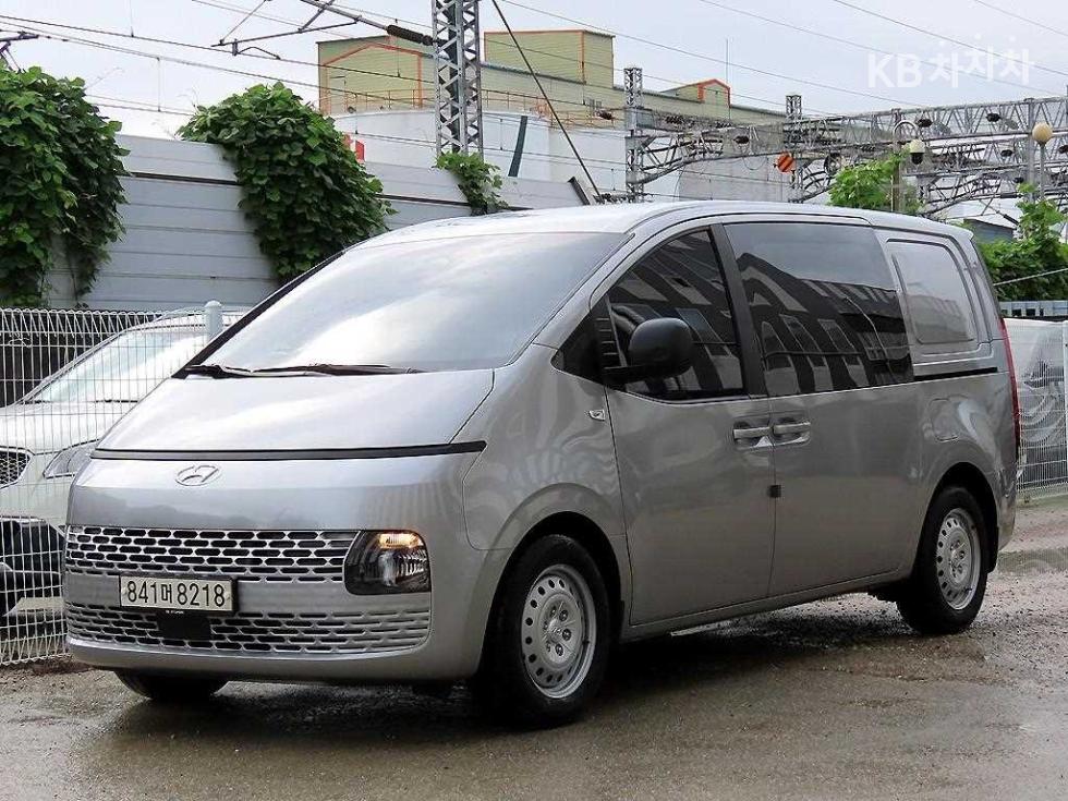 Hyundai 스타리아 카고 2.2 카고 5 스마트 - фото 1