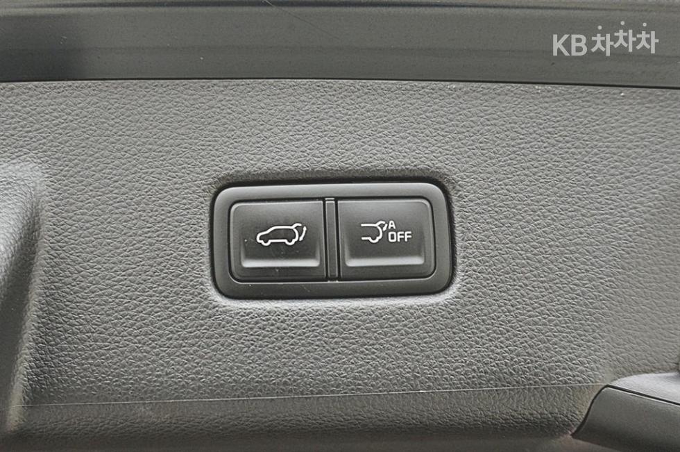 2023 - kia carnival