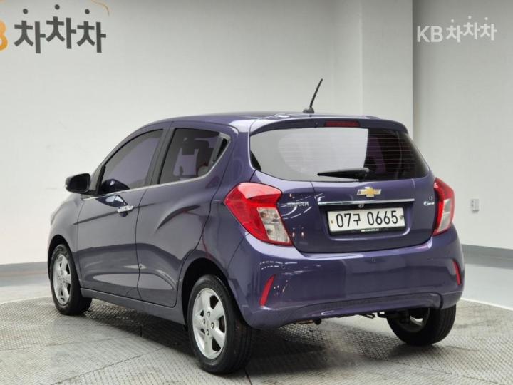 Chevrolet Spark The Next LT Plus 3