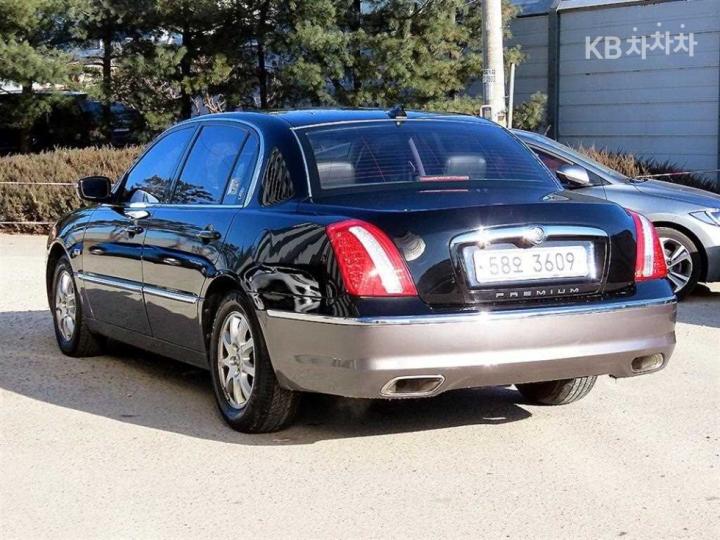 Kia Opirus Premium GH270 Special 4