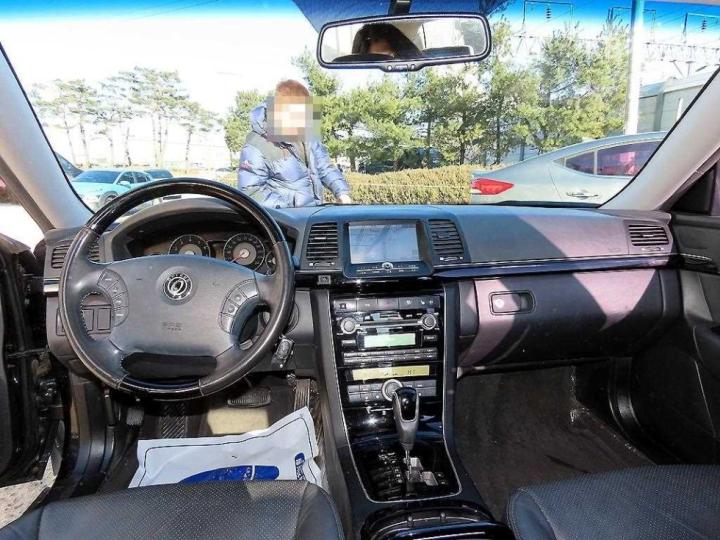 Kia Opirus Premium GH270 Special 8