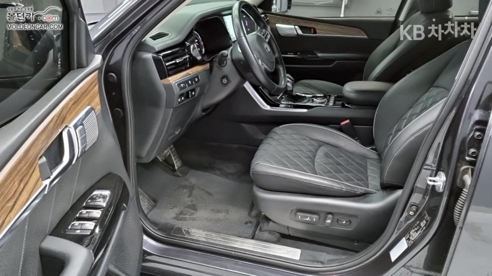 2021 - kia mohave