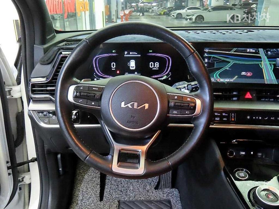 2023 - kia sportage