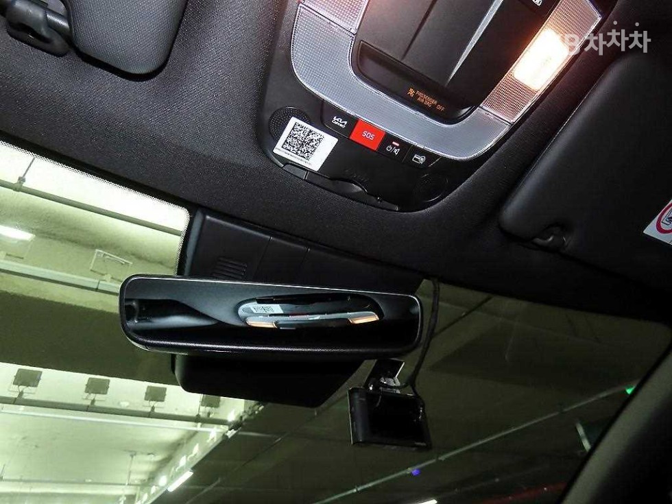 2023 - kia sportage