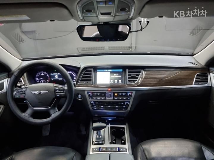 Genesis G80 3.3 GDI AWD Luxury 8