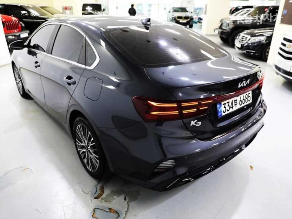 2022 - kia k3