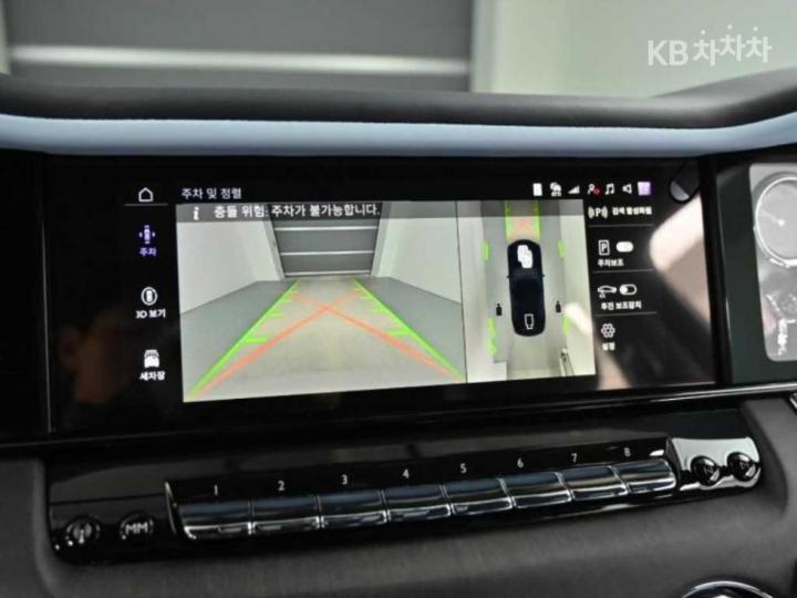 Rolls Royce Cullinan 6.7 V12 Black Badge - фото 15