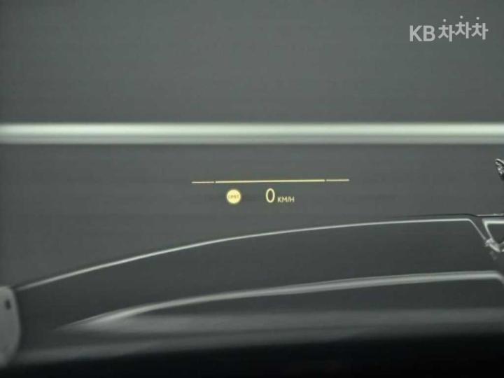 Rolls Royce Cullinan 6.7 V12 Black Badge - фото 18