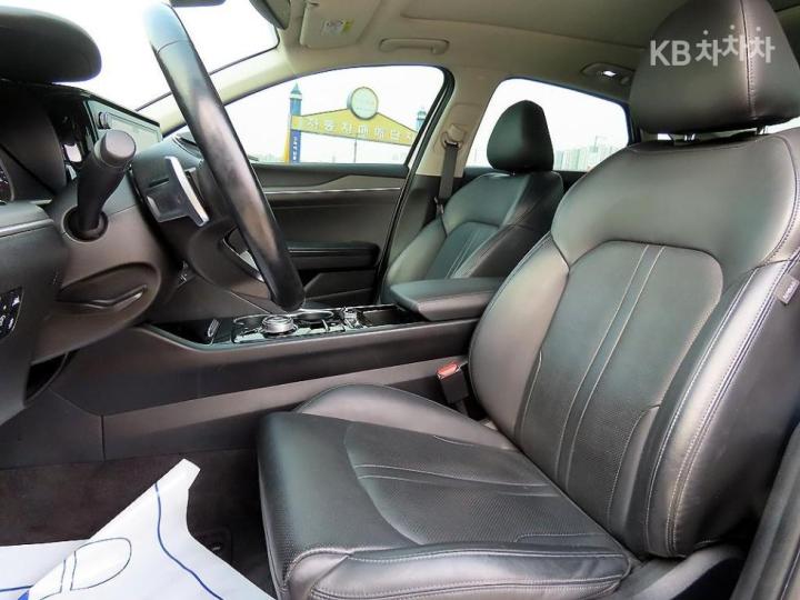 Kia K5 2.0 LPI Trendy 6