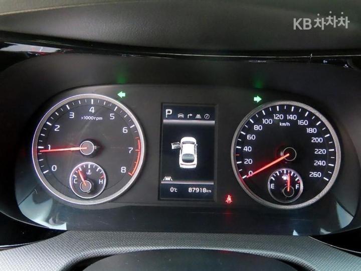Kia K5 2.0 LPI Trendy 9