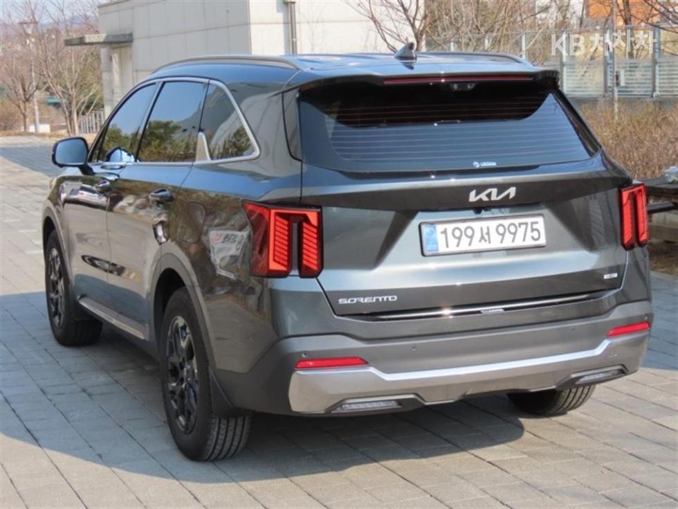 2025 - kia sorento