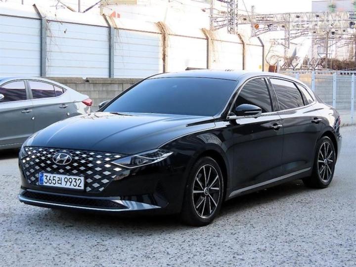 Hyundai Grandeur 2.5 Exclusive 3