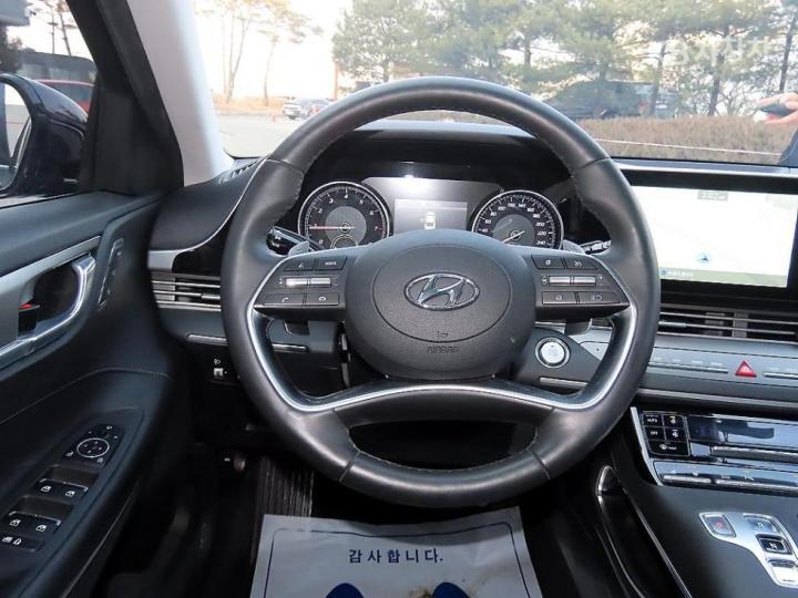 Hyundai Grandeur 2.5 Exclusive 9