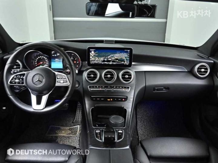 Mercedes-Benz C-Class C220 d 4Matic W205 8