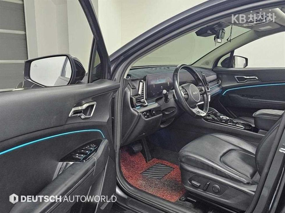 2022 - kia sportage