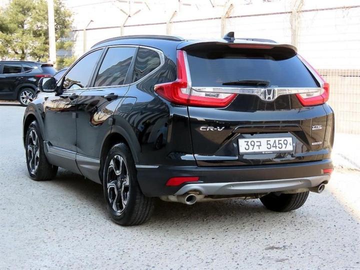 Honda CR-V 1.5 4WD Touring 4