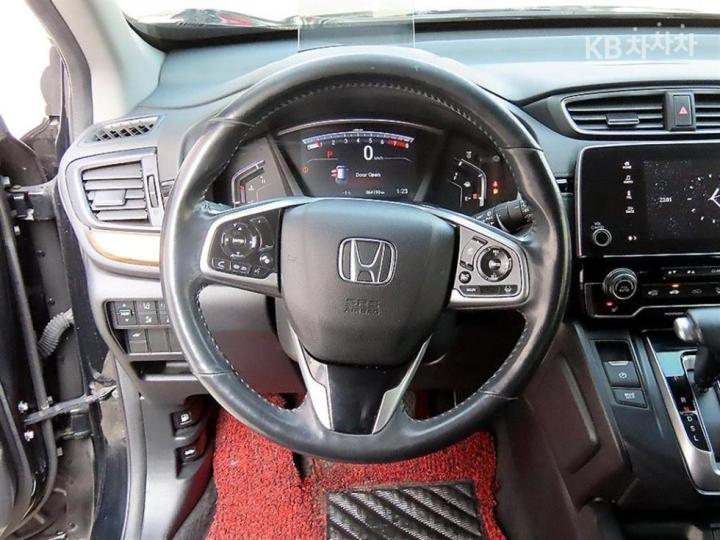 Honda CR-V 1.5 4WD Touring 9