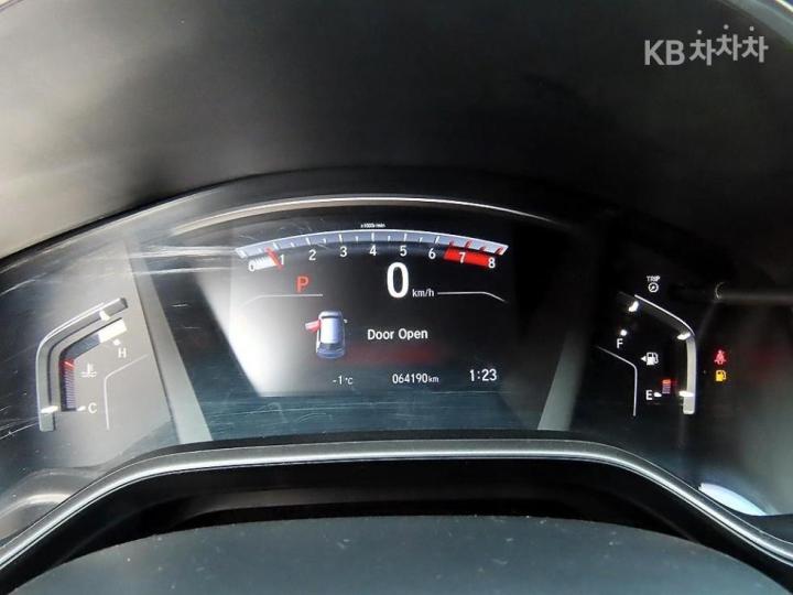 Honda CR-V 1.5 4WD Touring 10