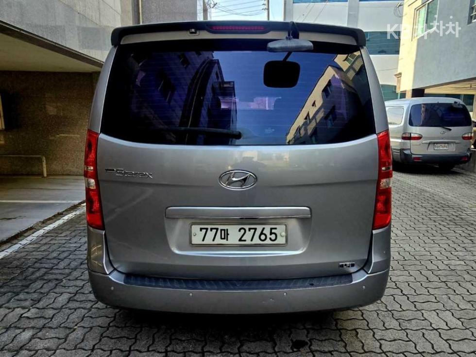 Hyundai Starex — miniaturë 4