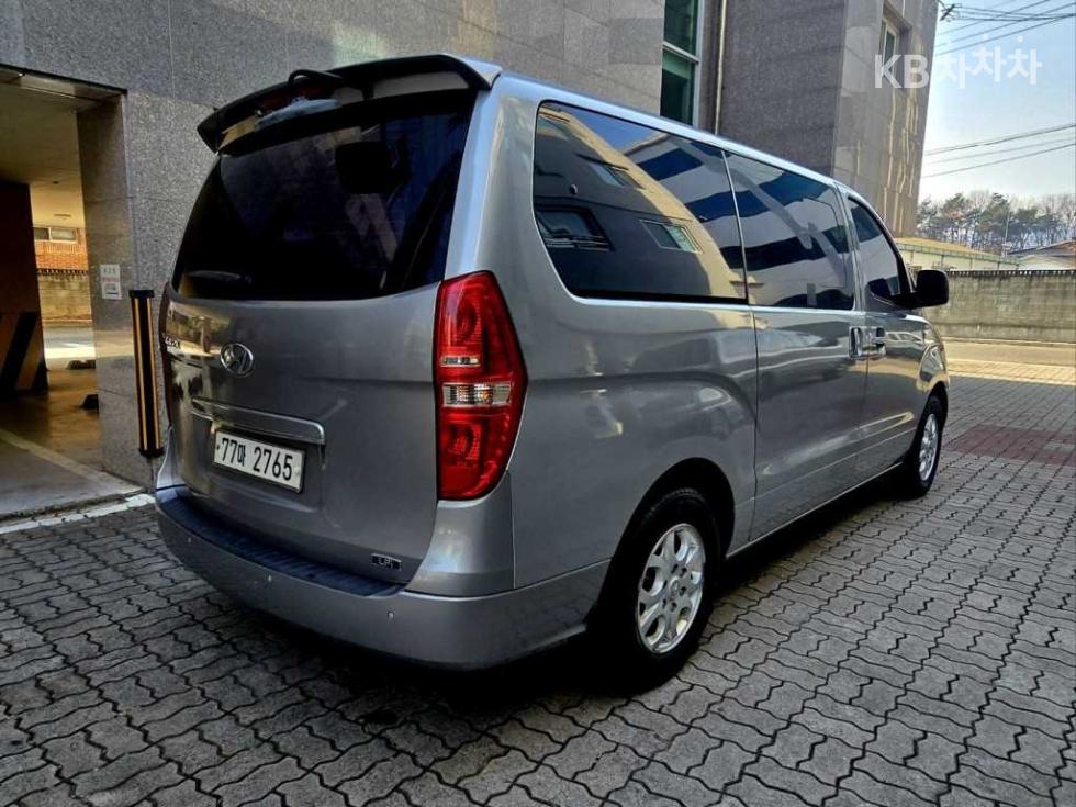 Hyundai Starex — miniaturë 6