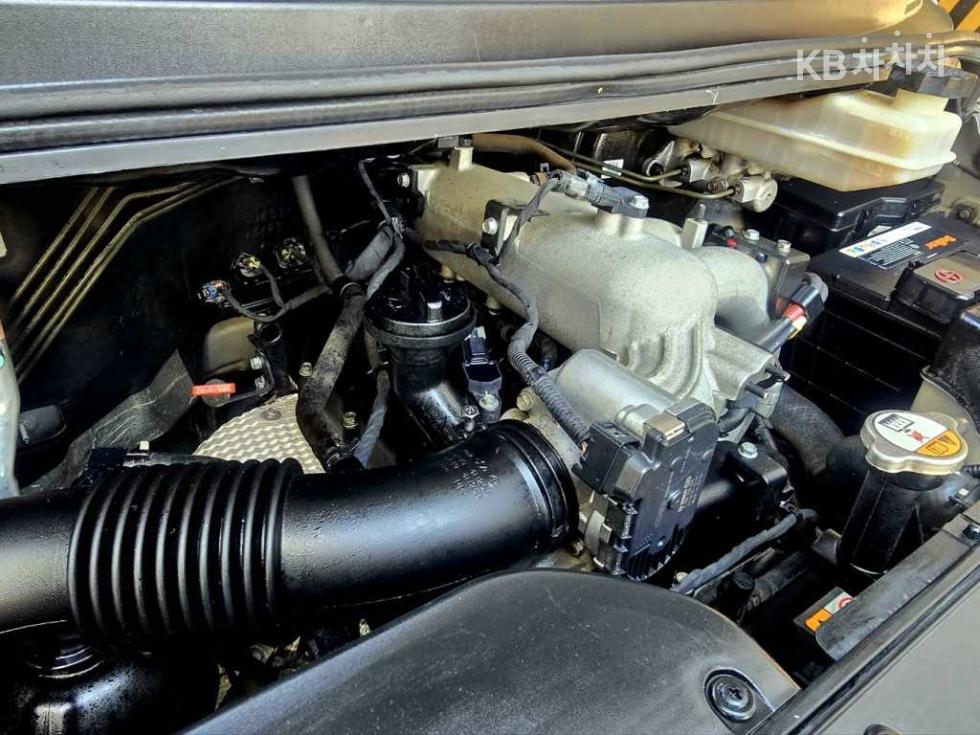Hyundai Starex — miniaturë 9