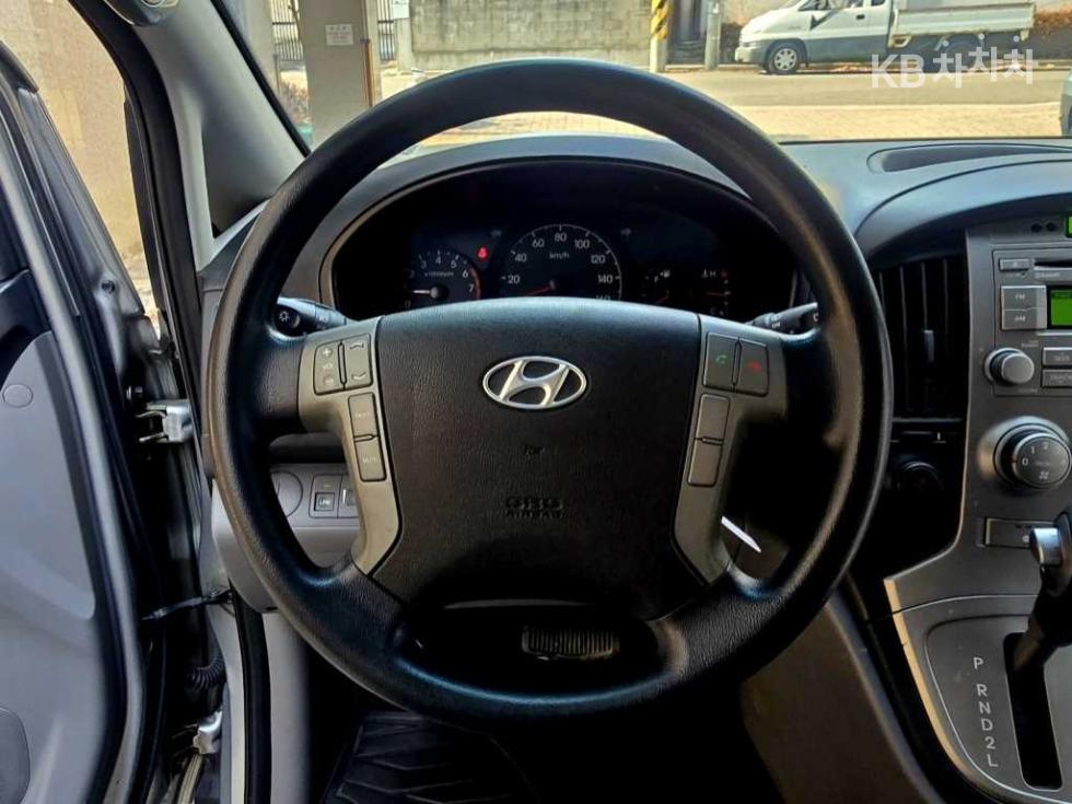 Hyundai Starex — miniaturë 12